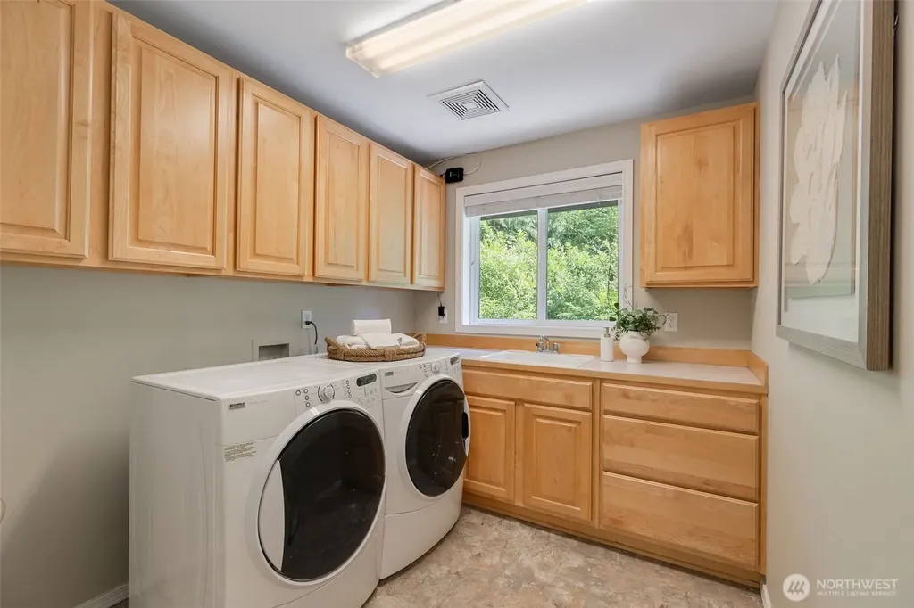 10930 Kelly Road NE Carnation WA 98014
