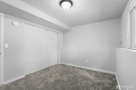 2309 31st Avenue SE Puyallup WA 98374