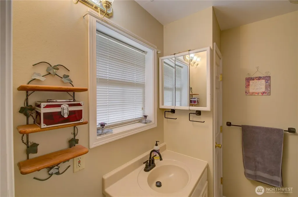 1709 263rd Place Ocean Park WA 98640