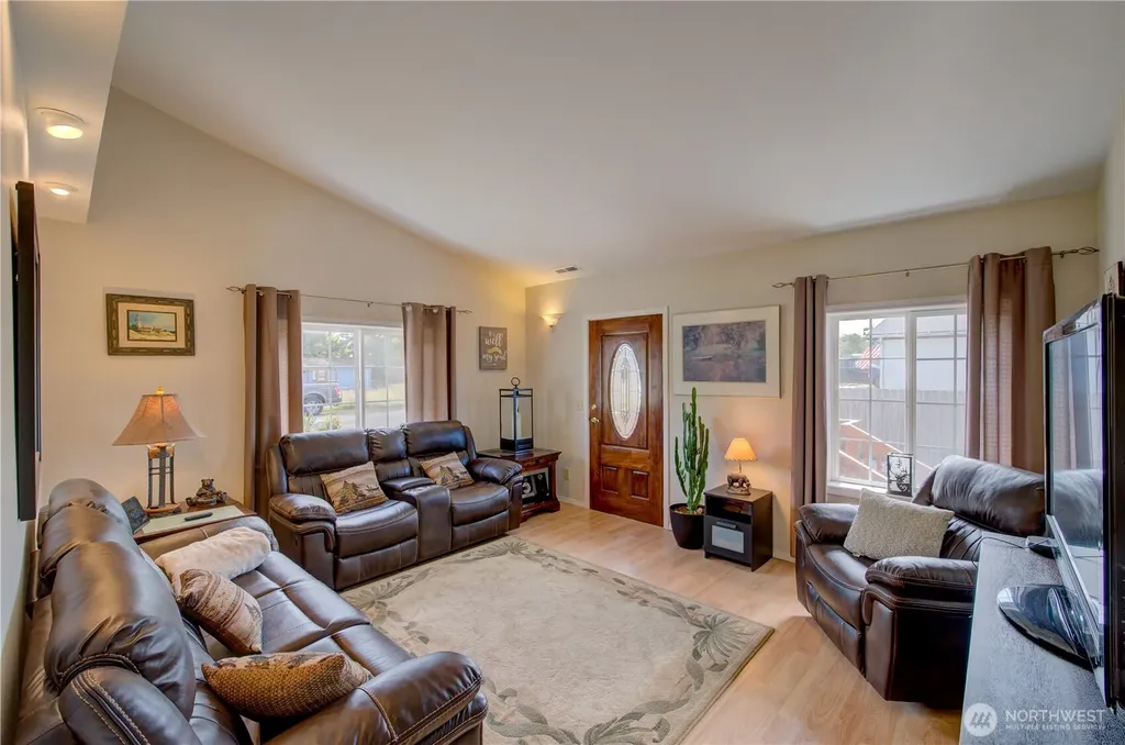 1709 263rd Place Ocean Park WA 98640