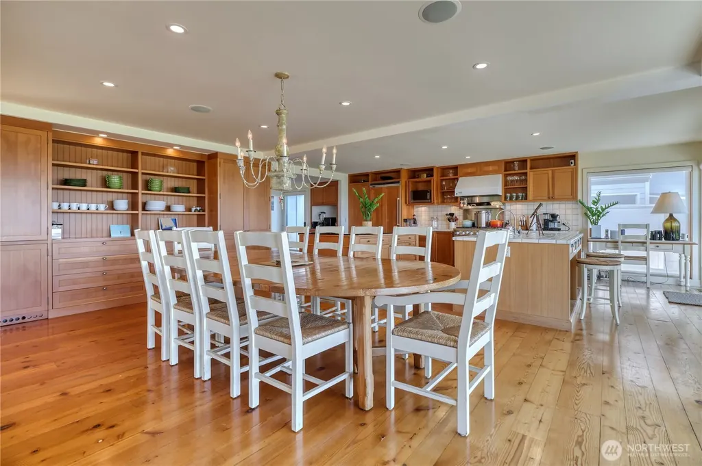 1617 Edwards Drive Point Roberts WA 98281