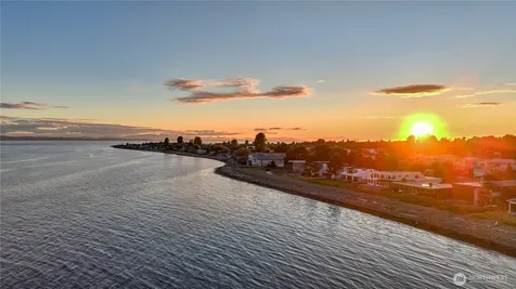 1617 Edwards Drive Point Roberts WA 98281