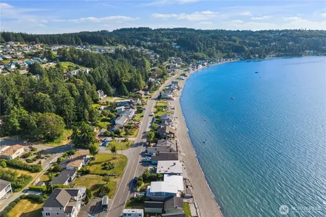 141 Utsalady Road Camano Island WA 98282