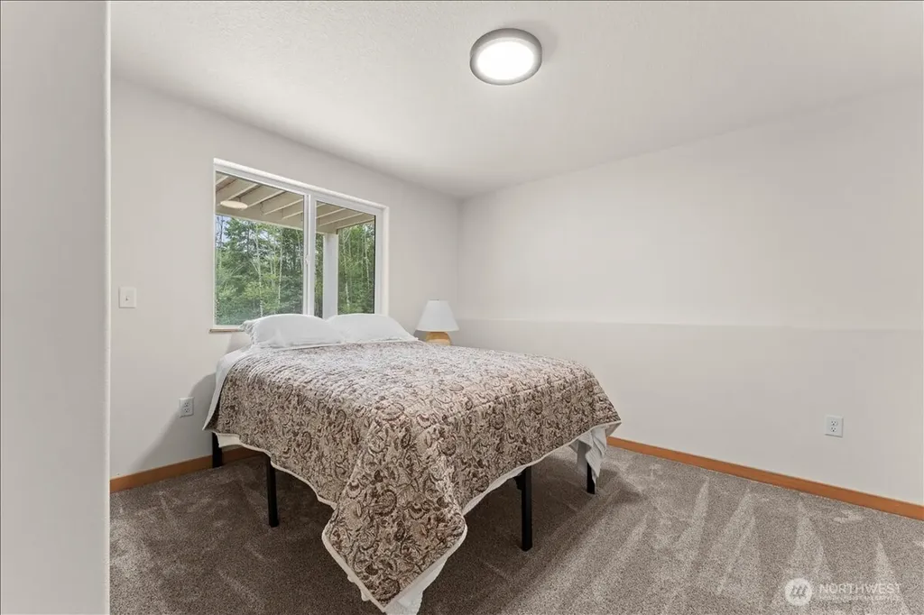 188 Sparrow Lane Castle Rock WA 98611