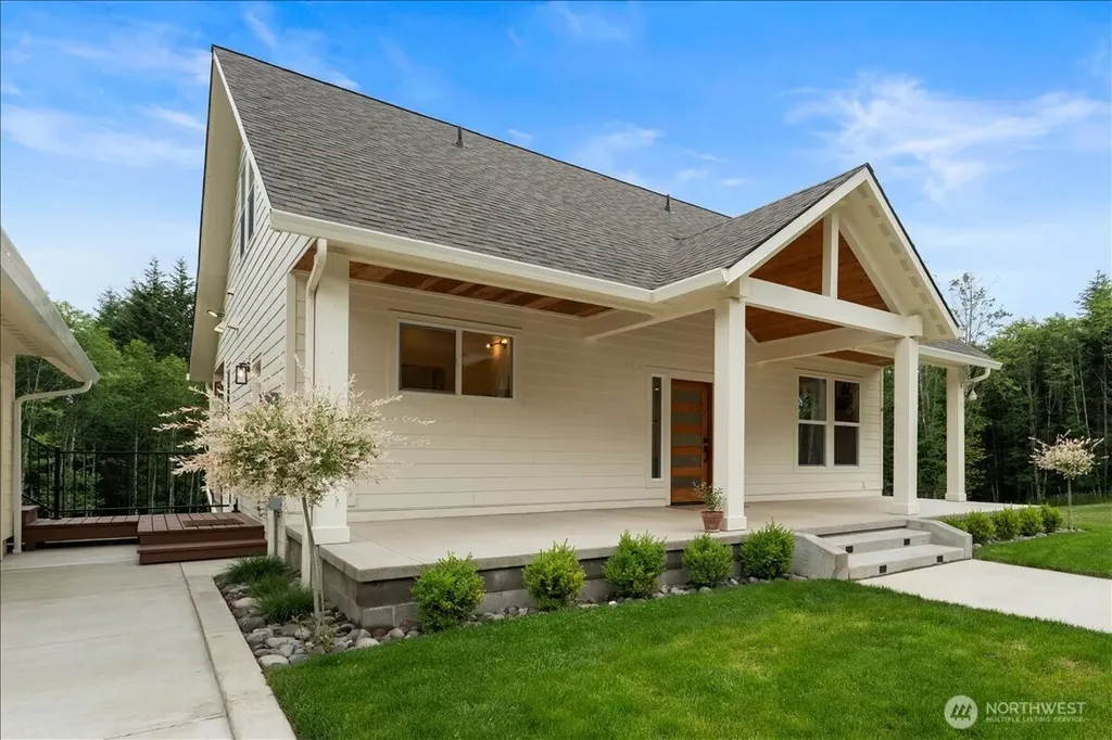 188 Sparrow Lane Castle Rock WA 98611