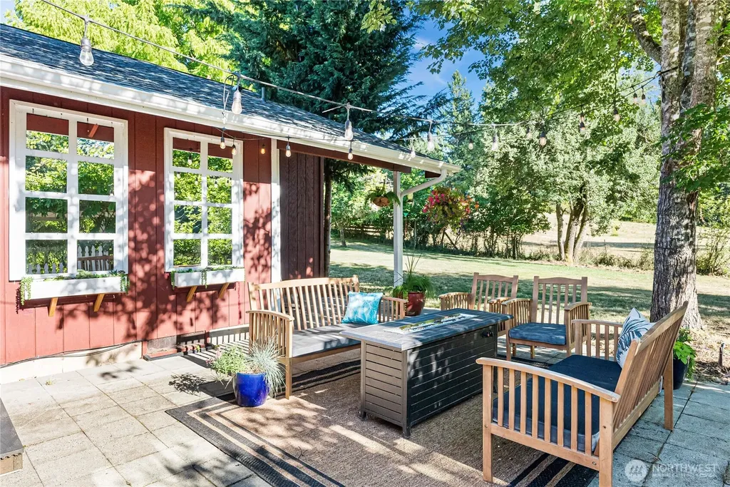 18110 Roberts Road NW Vaughn WA 98394