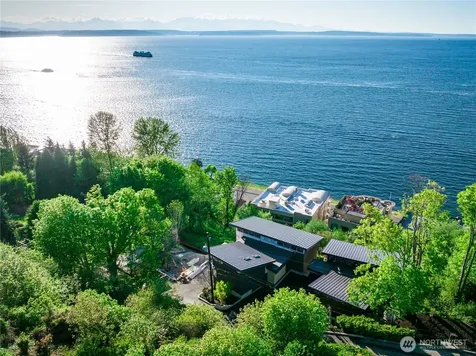 1019 California Lane SW Seattle WA 98116