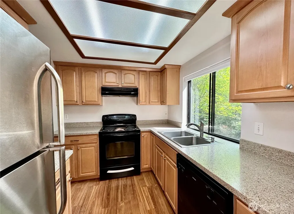 406 10th Street Kirkland WA 98033