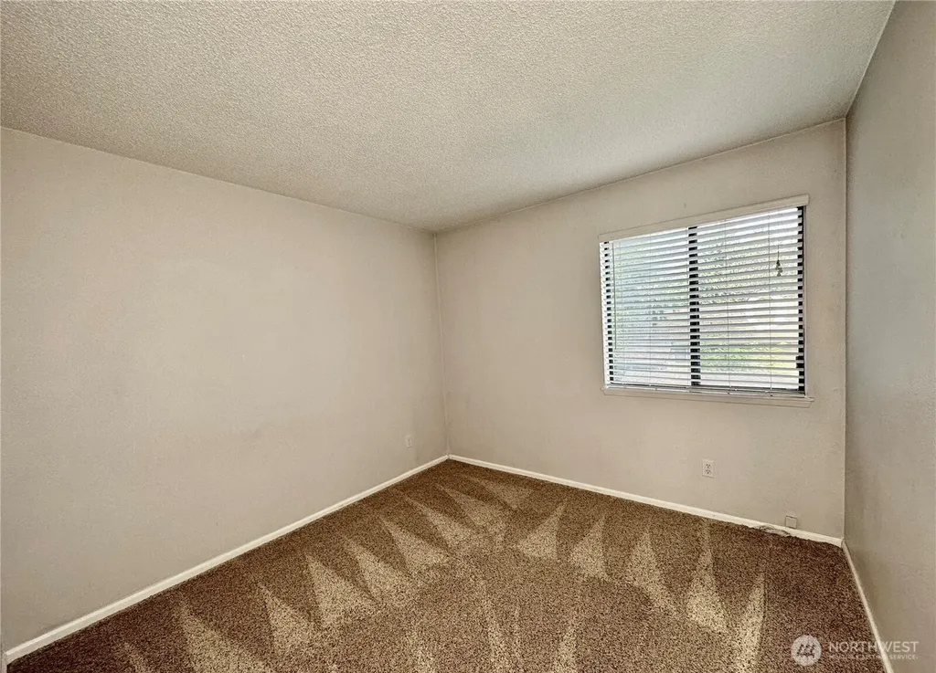 406 10th Street Kirkland WA 98033