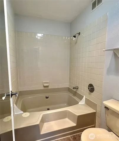 406 10th Street Kirkland WA 98033