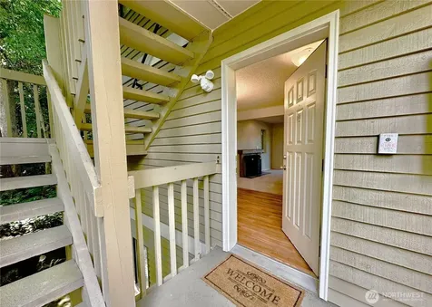 406 10th Street Kirkland WA 98033