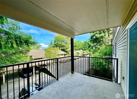 406 10th Street Kirkland WA 98033