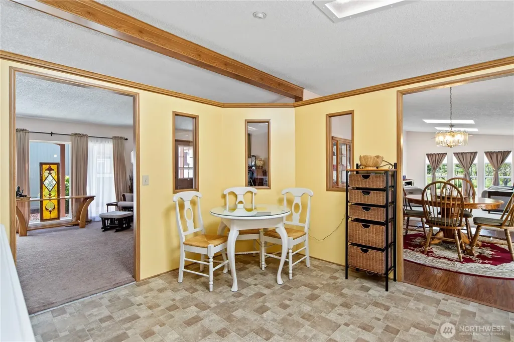 532 NW Silver Glen Lane Bremerton WA 98311