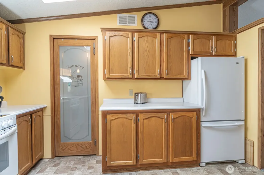 532 NW Silver Glen Lane Bremerton WA 98311