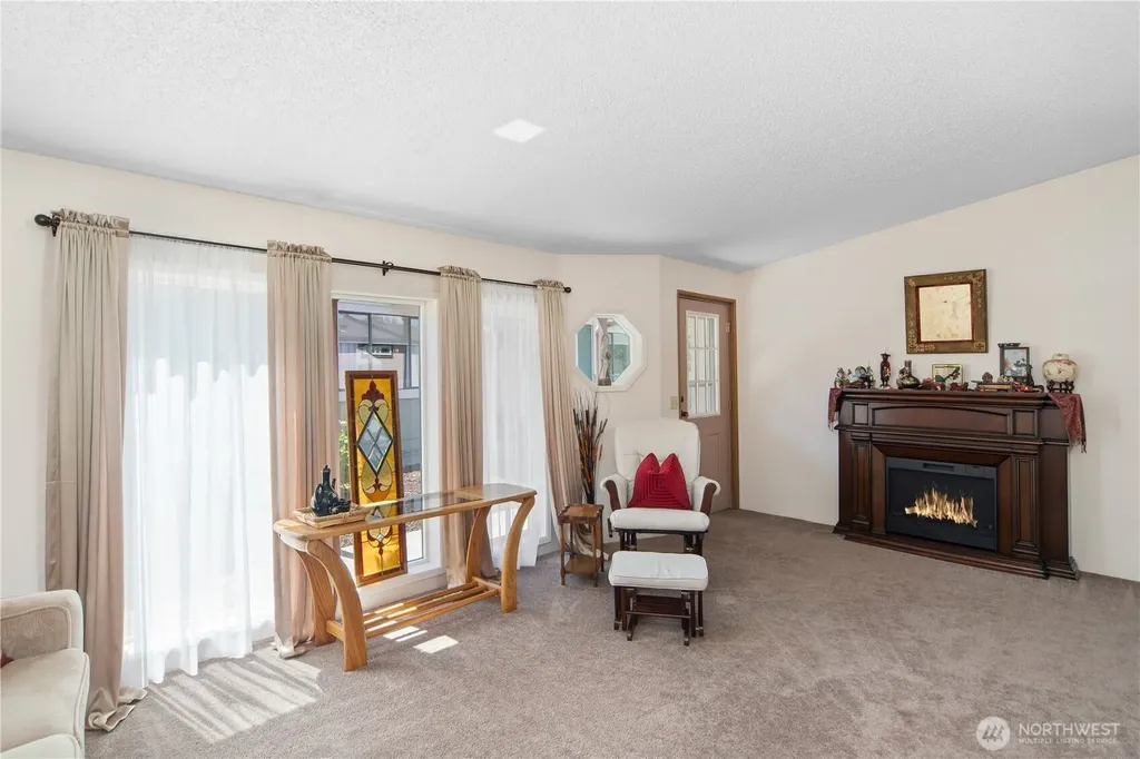 532 NW Silver Glen Lane Bremerton WA 98311