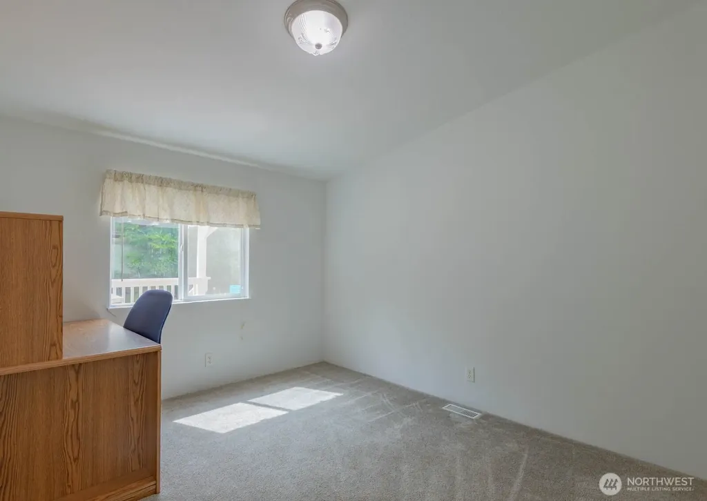 239 Robinson Road Port Angeles WA 98362