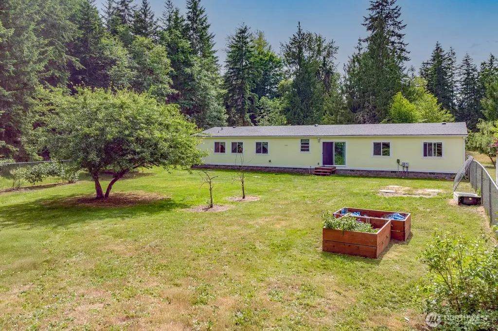 239 Robinson Road Port Angeles WA 98362