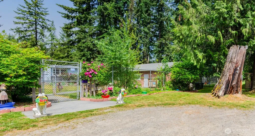 239 Robinson Road Port Angeles WA 98362