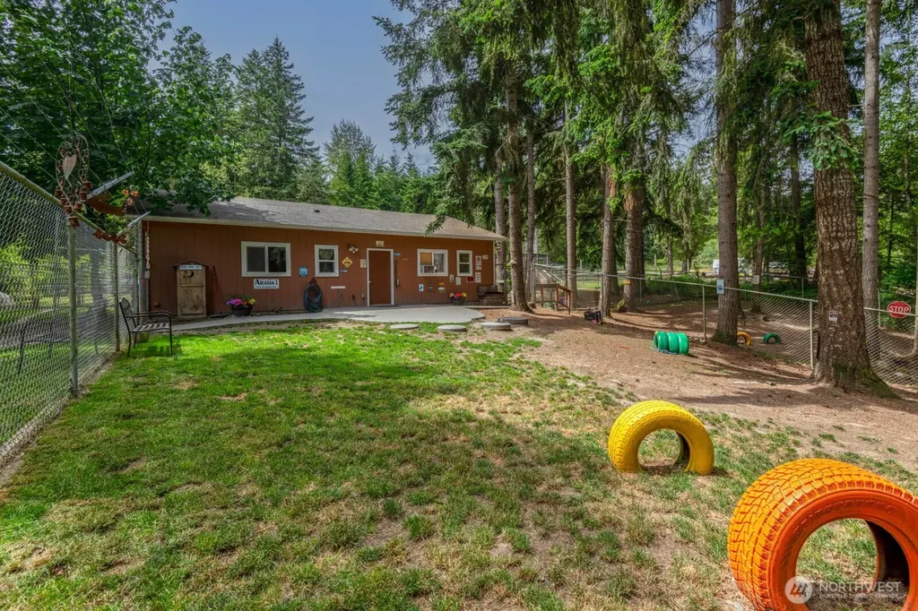 239 Robinson Road Port Angeles WA 98362