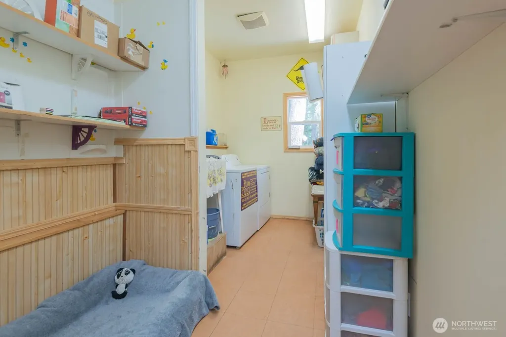 239 Robinson Road Port Angeles WA 98362