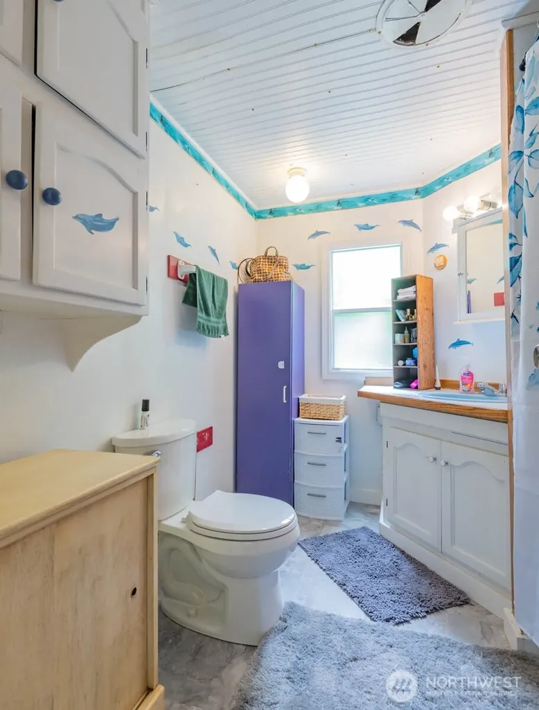 239 Robinson Road Port Angeles WA 98362