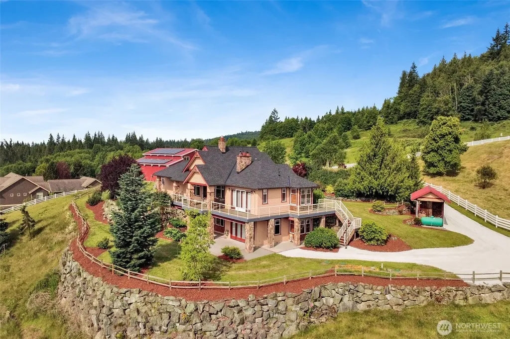 18077 Fox Hollow Lane Bow WA 98232