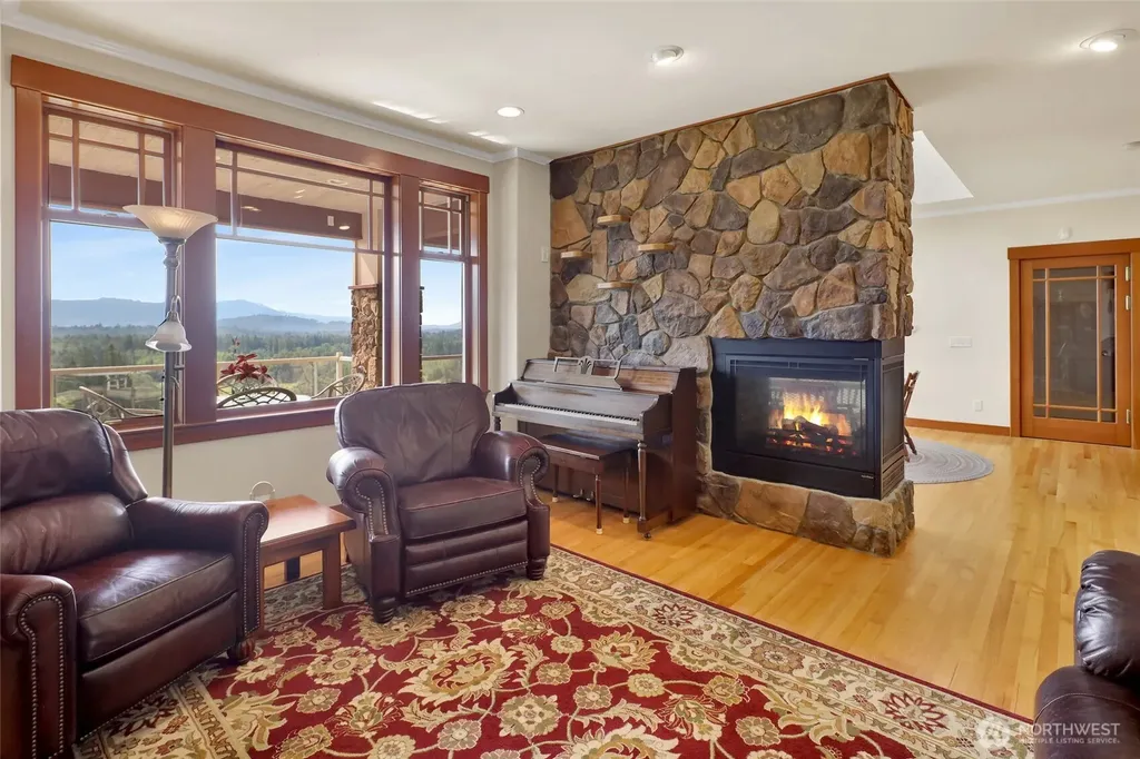 18077 Fox Hollow Lane Bow WA 98232