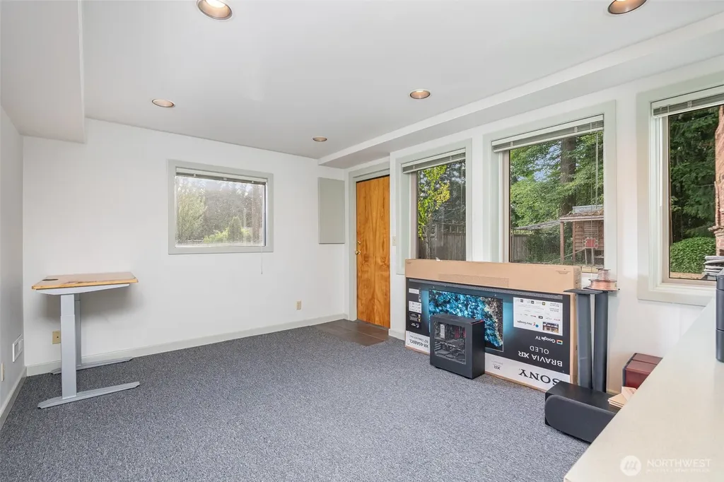 726 N 137th Street Seattle WA 98133