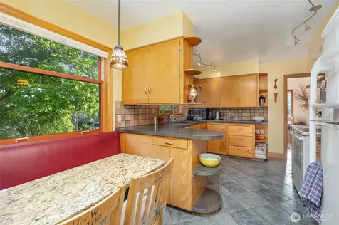 726 N 137th Street Seattle WA 98133