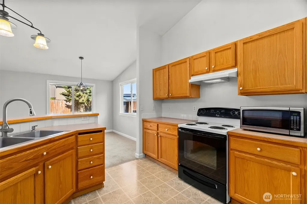 1343 Milbanke Drive SE Olympia WA 98513