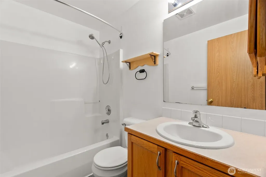 1343 Milbanke Drive SE Olympia WA 98513