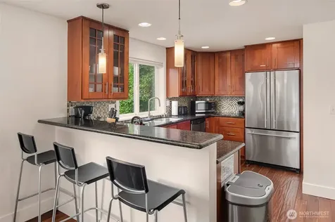 213 26th Avenue E Seattle WA 98112