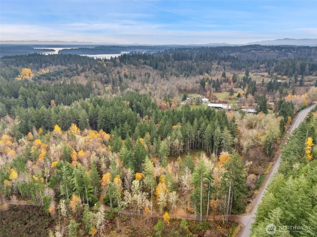 6191 E Pickering Road Shelton WA 98584
