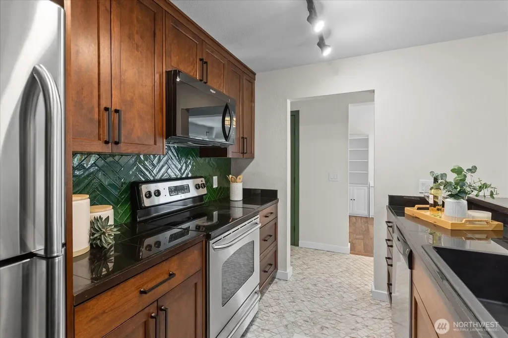 14636 45th Street Bellevue WA 98007
