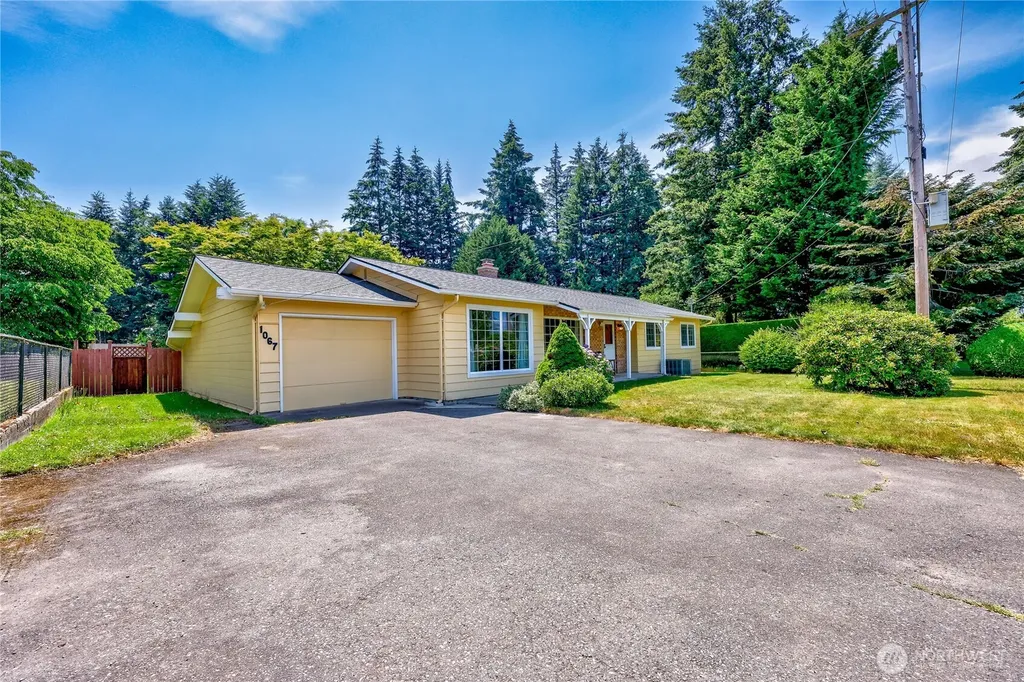 1067 Swanson Way NE Poulsbo WA 98370