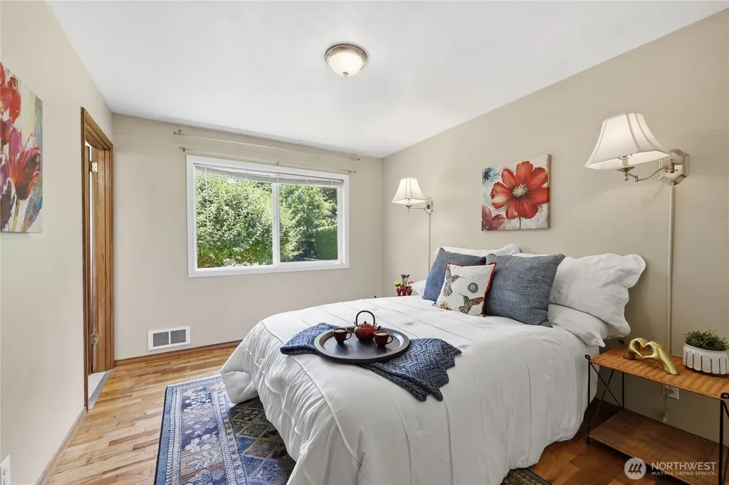 1067 Swanson Way NE Poulsbo WA 98370
