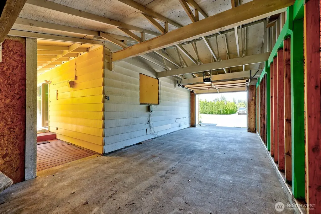 1067 Swanson Way NE Poulsbo WA 98370