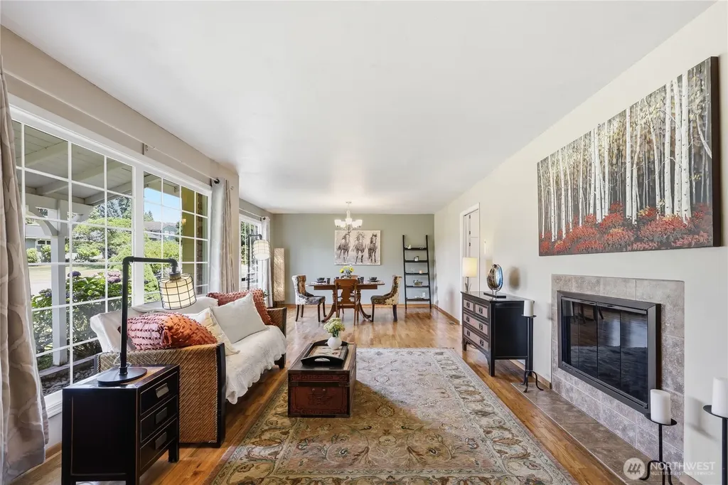 1067 Swanson Way NE Poulsbo WA 98370