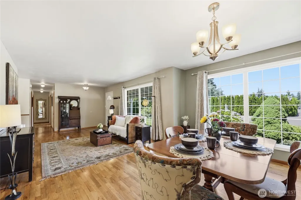 1067 Swanson Way NE Poulsbo WA 98370