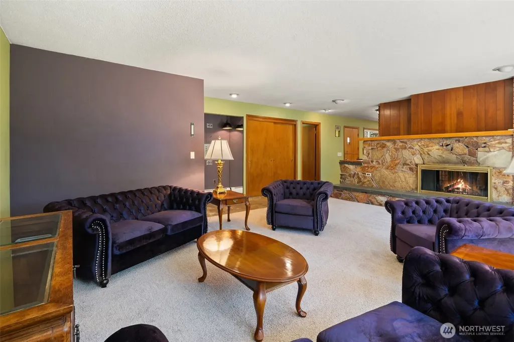 3512 SE Salmonberry Road Port Orchard WA 98366