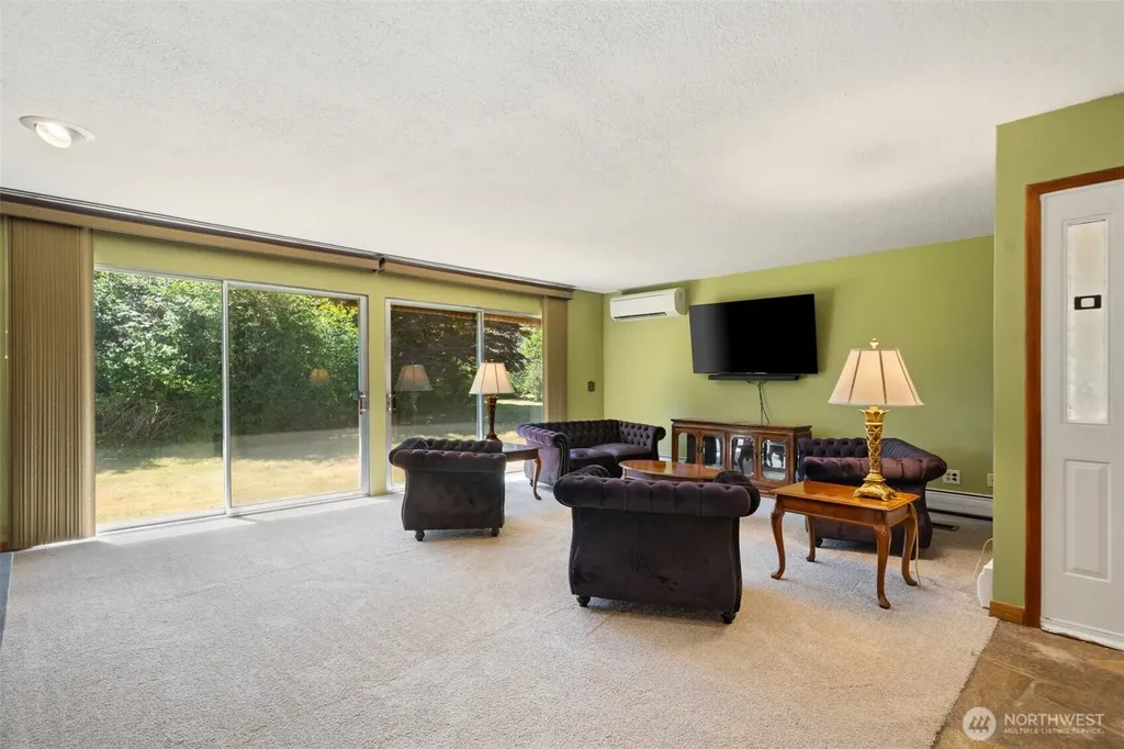 3512 SE Salmonberry Road Port Orchard WA 98366