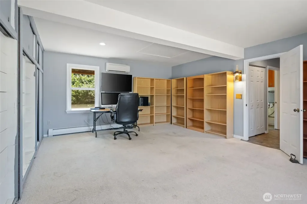 3512 SE Salmonberry Road Port Orchard WA 98366