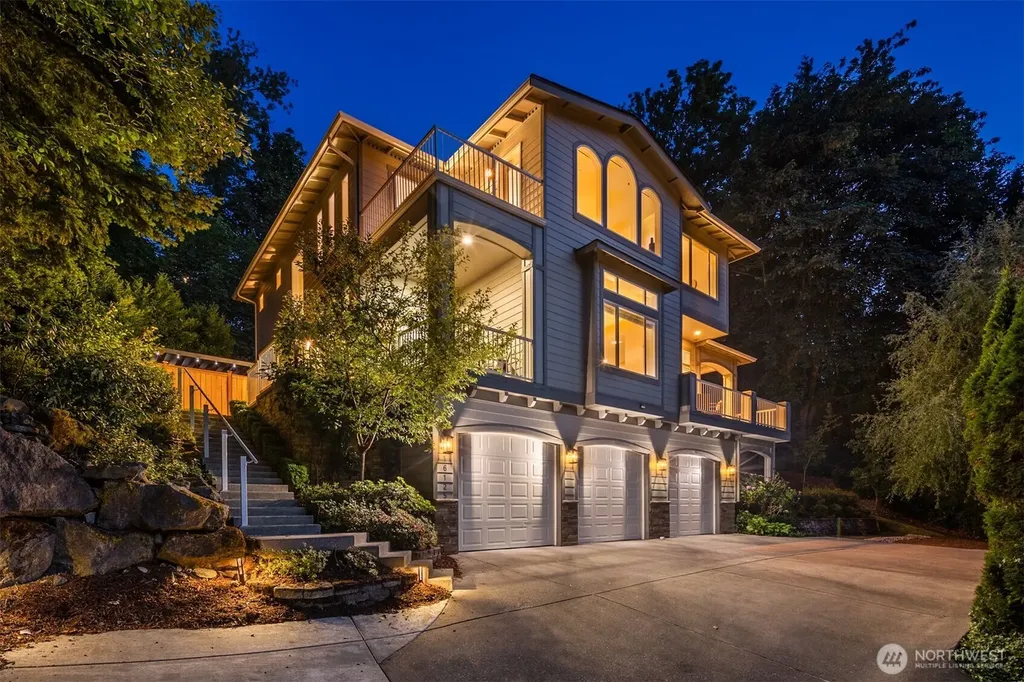 16125 SE 44th Way Bellevue WA 98006