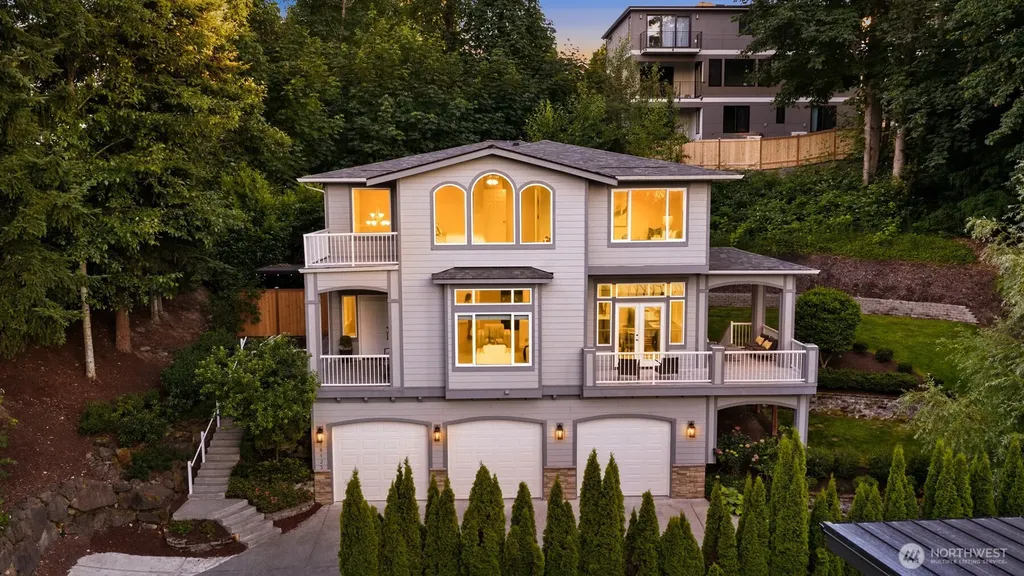 16125 SE 44th Way Bellevue WA 98006