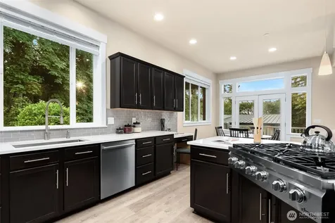 16125 SE 44th Way Bellevue WA 98006