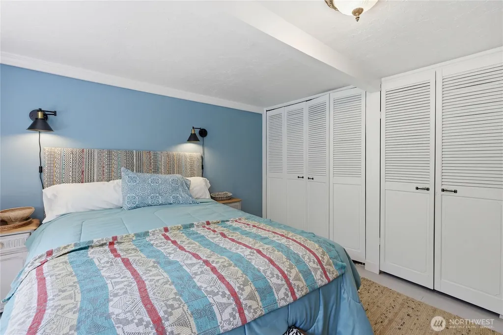 1071 Swanson Way NE Poulsbo WA 98370