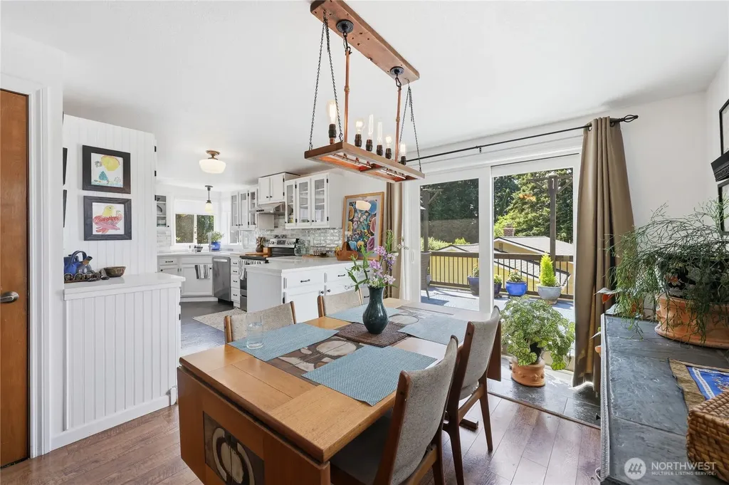 1071 Swanson Way NE Poulsbo WA 98370
