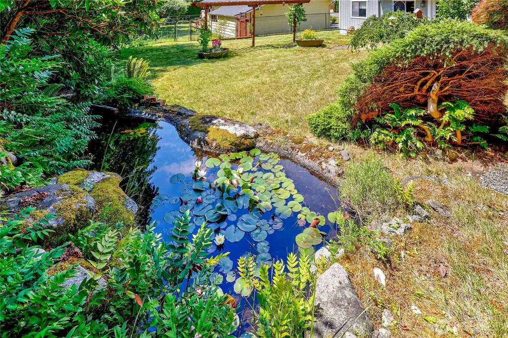 1071 Swanson Way NE Poulsbo WA 98370