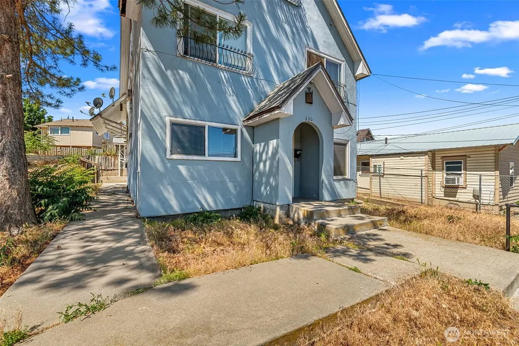 330 Roosevelt Avenue Wenatchee WA 98801
