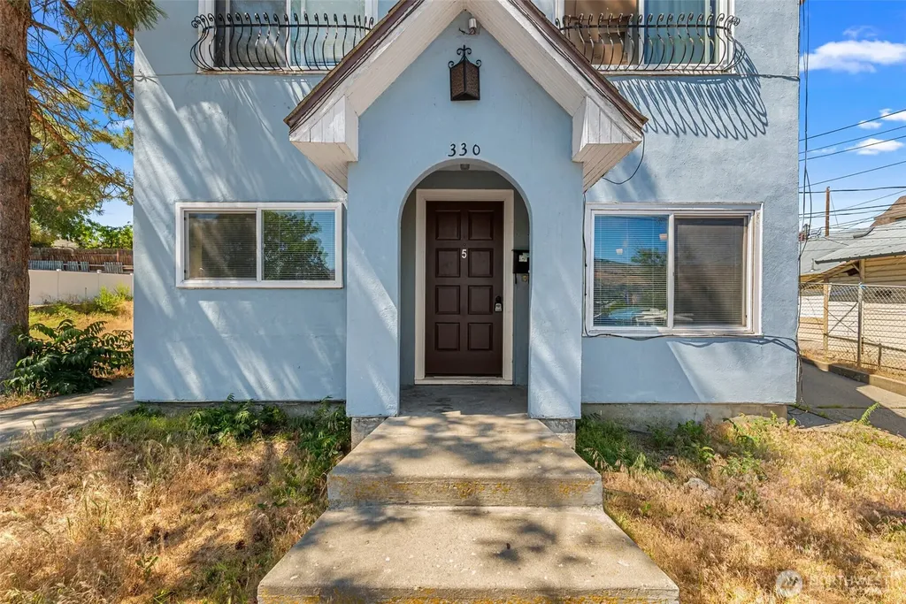 330 Roosevelt Avenue Wenatchee WA 98801